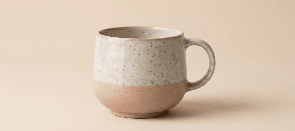 Mug en grès émaillé rose et blanc fait main